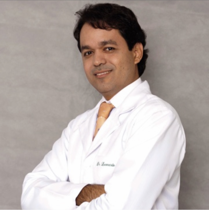 Dr. Leonardo Salgado - Médico geriatra, gerentólogo e clínico médico