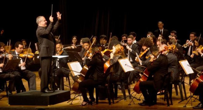 Orquestra Sinfônica Heliópolis e Vanessa Moreno fazem tributo a Elis Regina