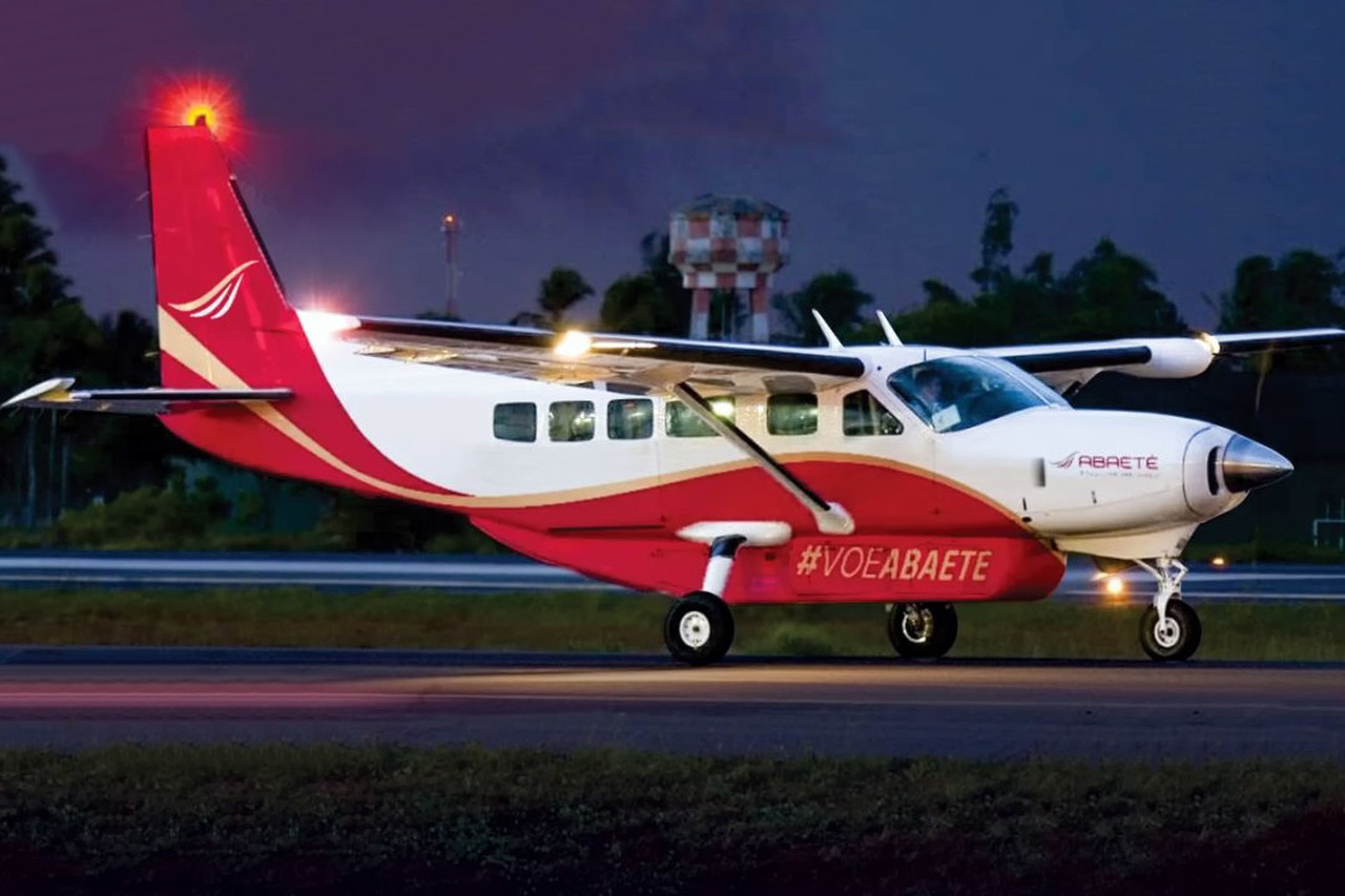 ABAETÉ Aviação completa 42 anos