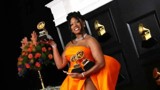 Megan Thee Stallion vence Grammy e artista revelação