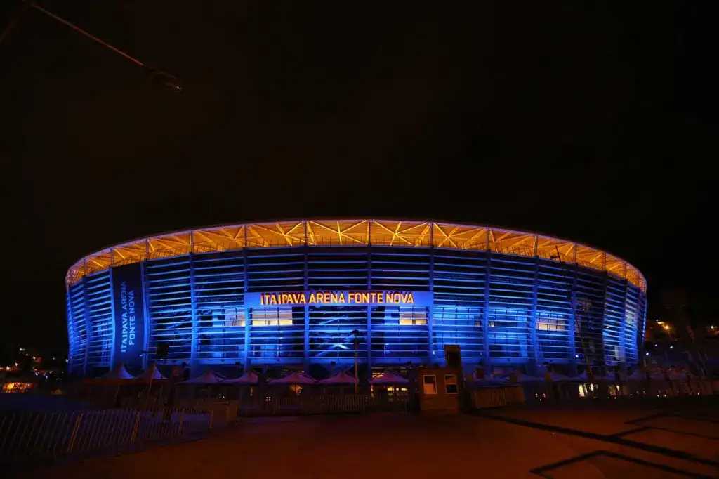 Arena Fonte Nova ganha iluminação especial para o Março Azul