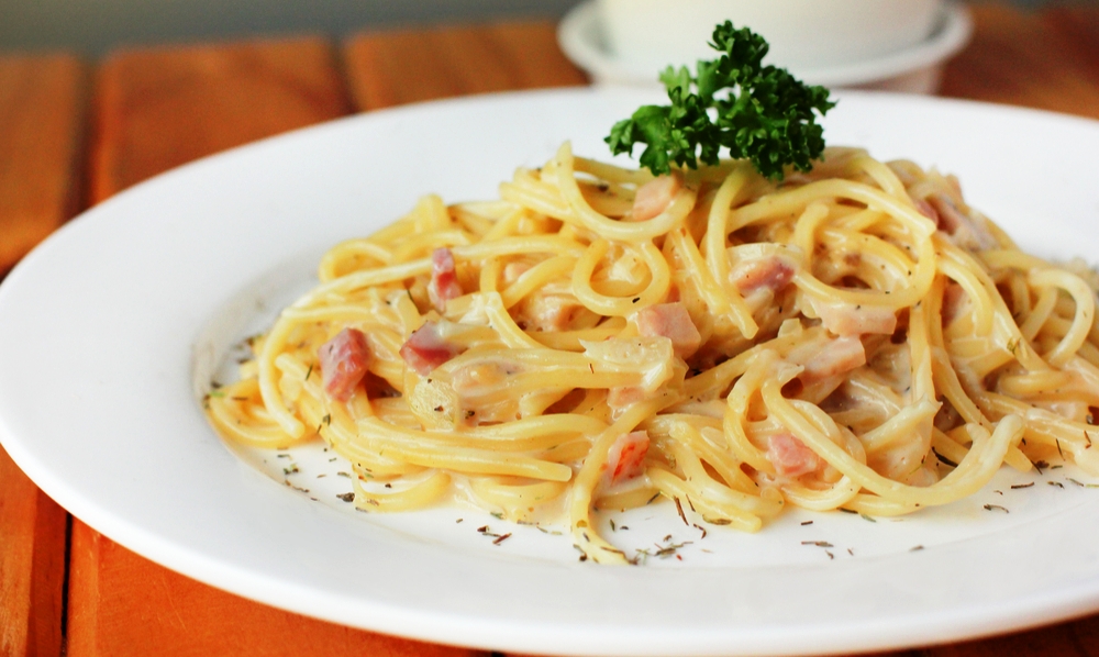 Carbonara Day:  campanha aposta na história tradicional do prato e realiza doações de massas