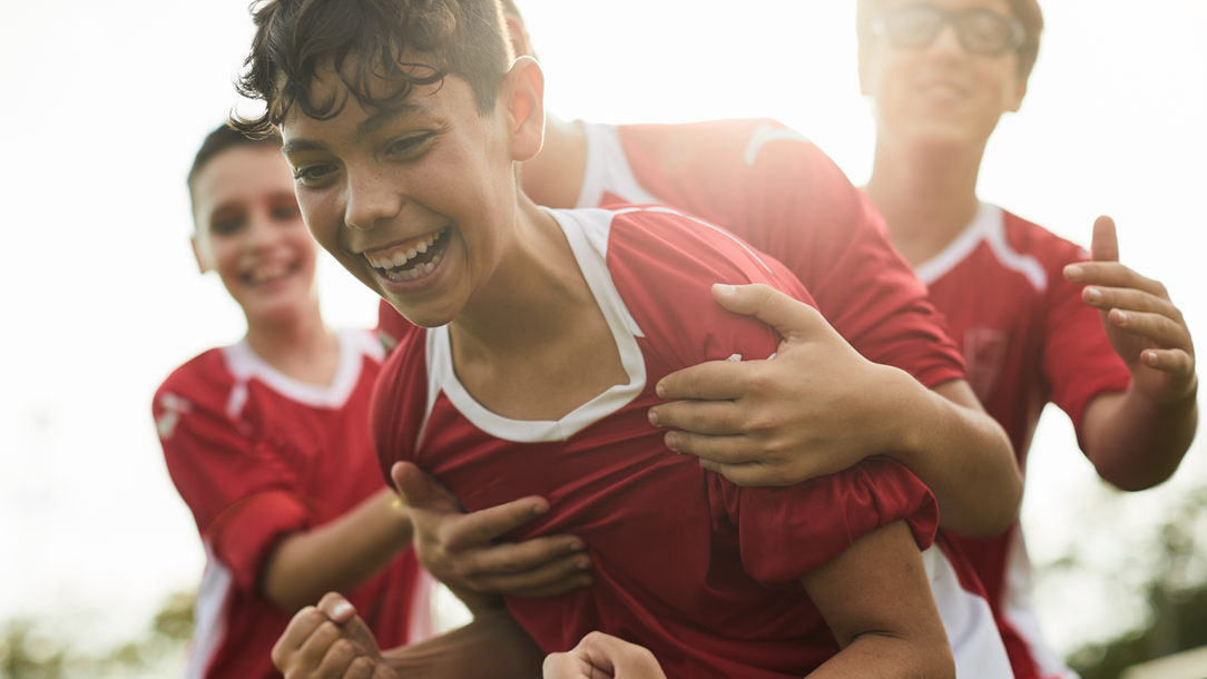 Dia mundial do esporte: transformando a vida de jovens através do movimento