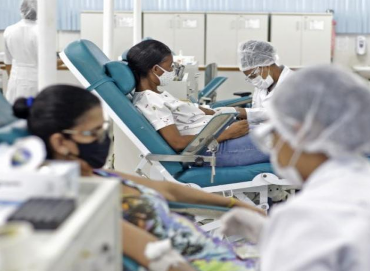 Banco de Sangue de Salvador convoca doadores para suprir déficit