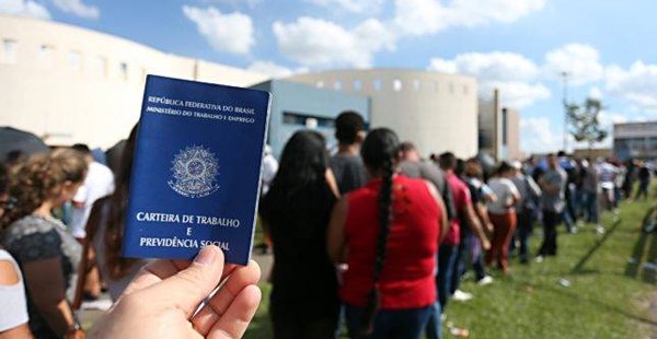 No primeiro trimestre, desemprego chega a 14,7%, maior desde 2012