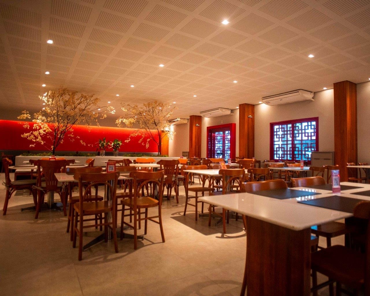 Yan Ping apresenta restaurante completamente revitalizado na Pituba