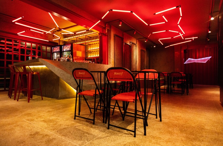 Red Burger N Bar abre nova loja em Salvador