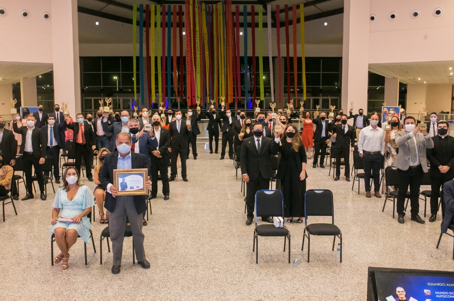 Cerimônia entrega prêmio aos vencedores da 26ª edição do TOP of Mind Salvador