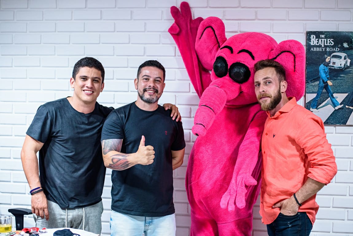 Pink Elephant lança novos rótulos de Vodka em Aracajú, no The Stones Pub