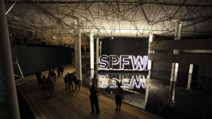 O evento SPFW agora possui oportunidade de compra e apreciação o ano todo