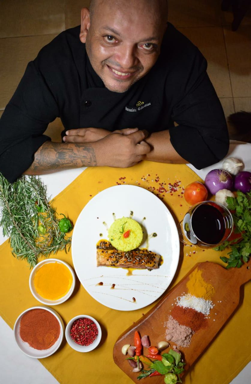 Chef Jurandir Celestino assina menu de fim de ano para Restaurante Casa da Vila, em Morro de São Paulo