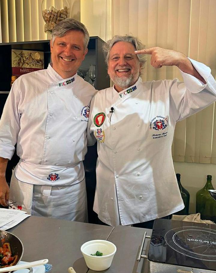 Gian Angelino participa de workshop em São Paulo ao lado do chef Robero Raviolli