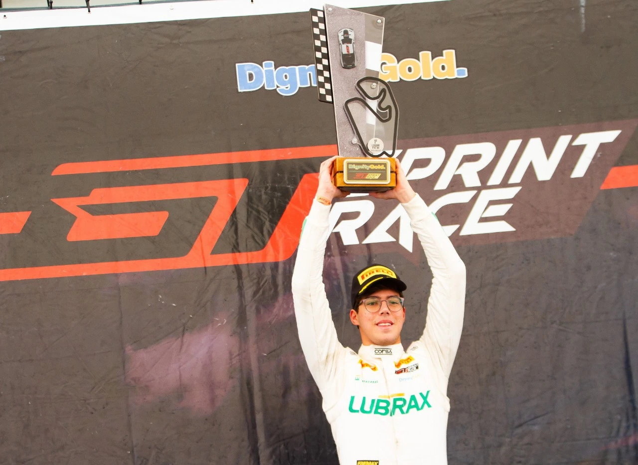 Diogo Moscato conquista vitória em São Paulo e mantém a liderança na Special Edition da Dignity Gold GT Sprint Race 2022
