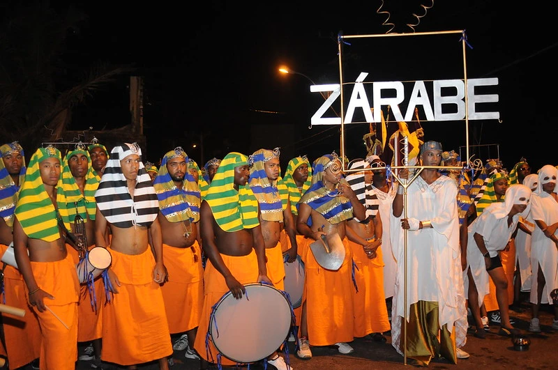 Carlinhos Brown prepara performance histórica dos Zárabes para a abertura do LALATA - II Festival Internacional de Percussão