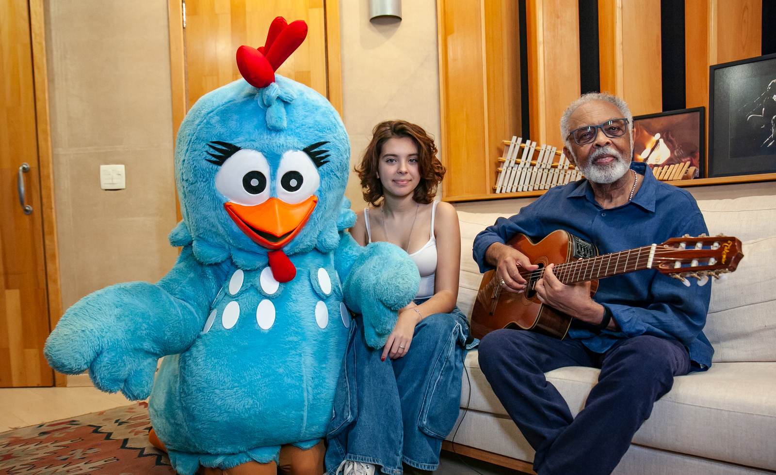 Gilberto Gil e Flor Gil regravam sucesso infantil