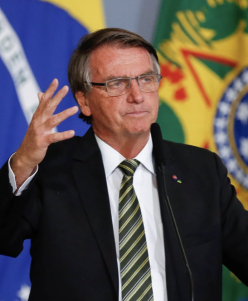 Bolsonaro se pronuncia pela primeira vez após eleições: