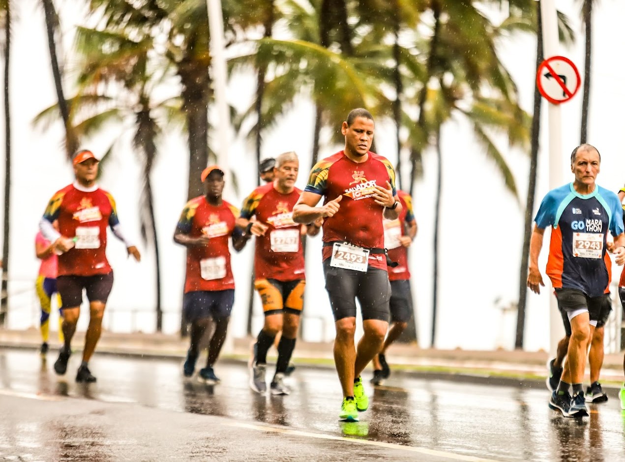 Corrida de rua realiza 5º edição com chegada na Ponta do Humaitá