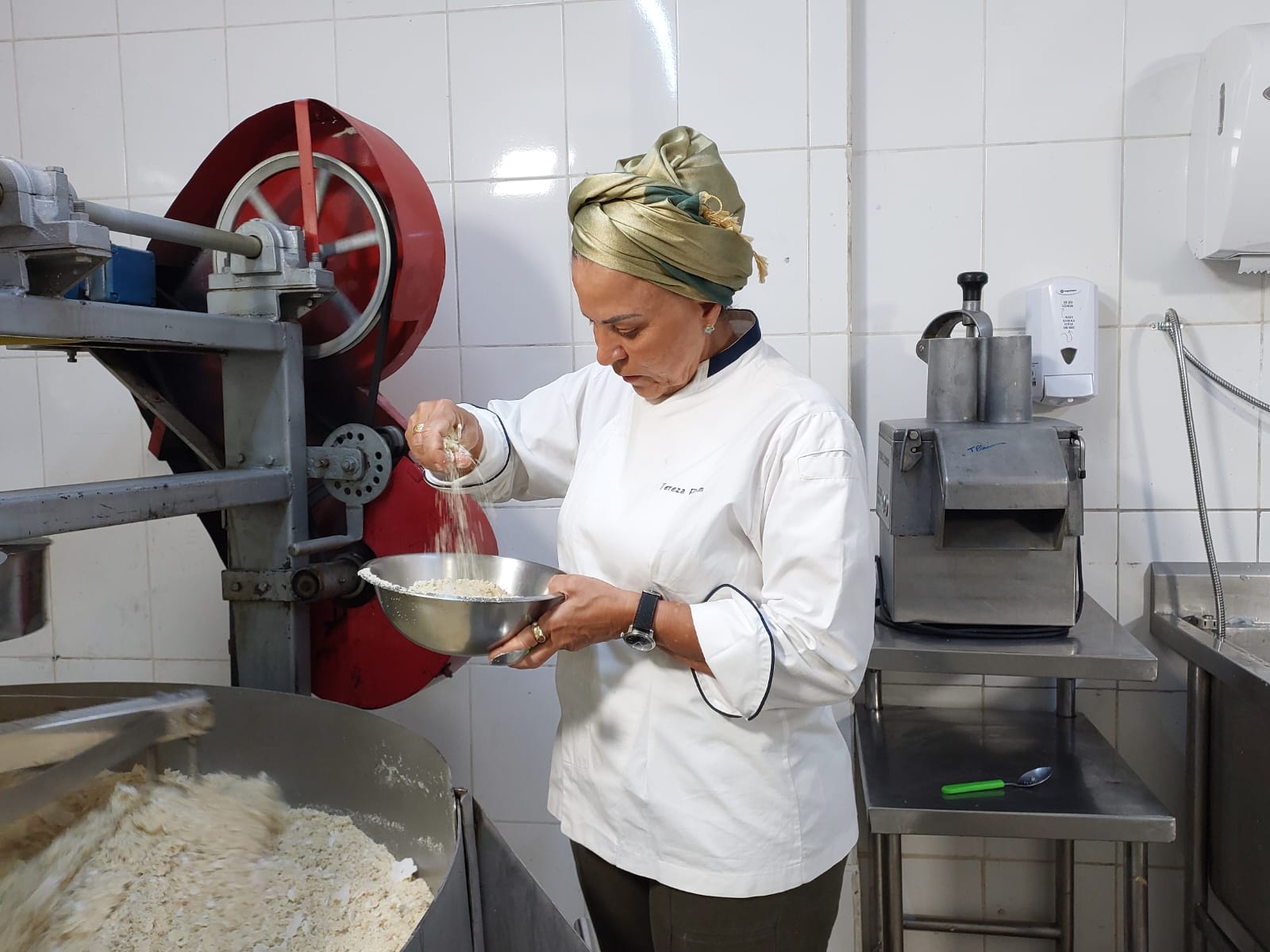 Casa de Tereza e Tabuleiro da Chef juntos pelo Dia Nacional da Mandioca