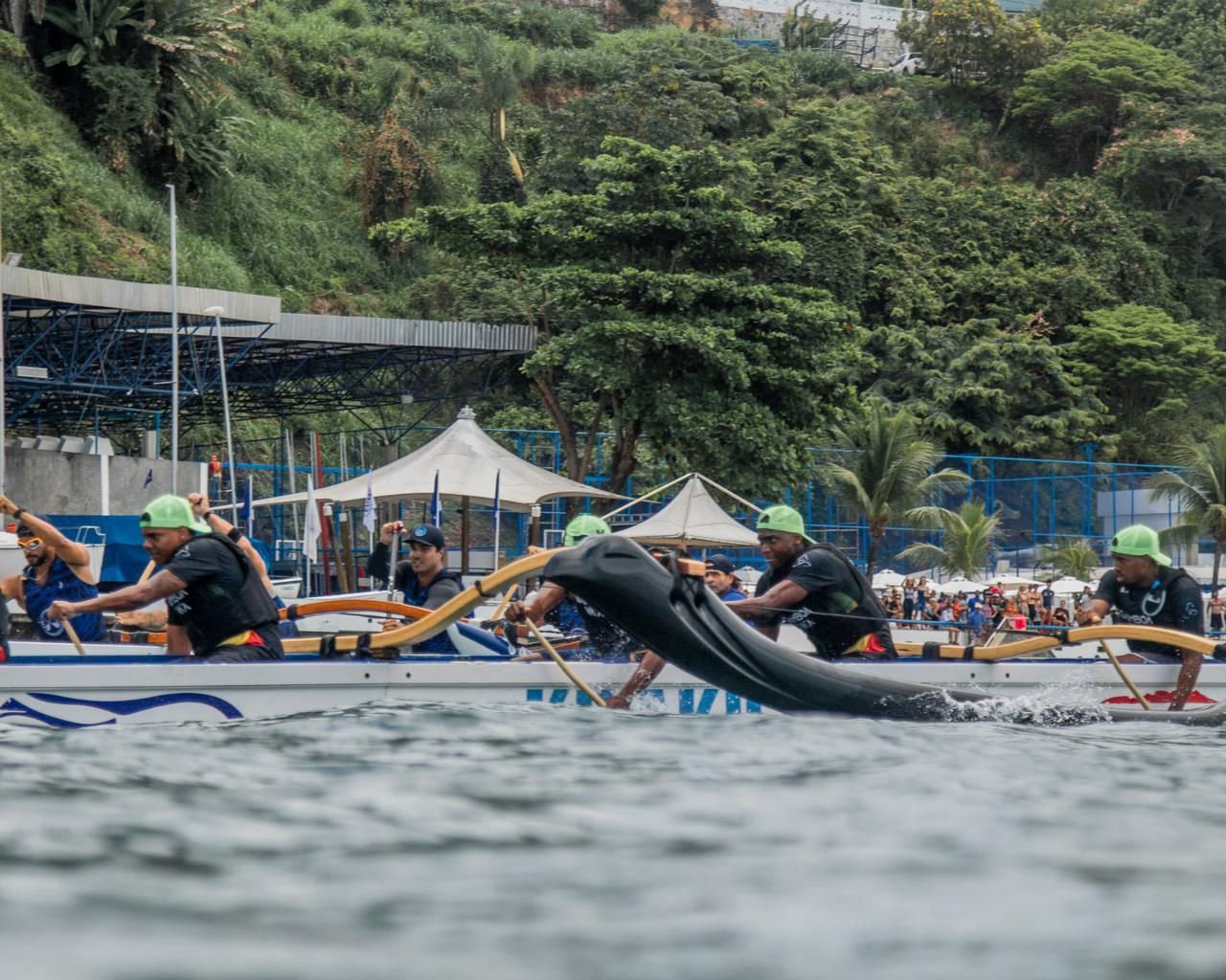 Atletas participam da primeira etapa de provas de canoagem de 2023 neste sábado (13)