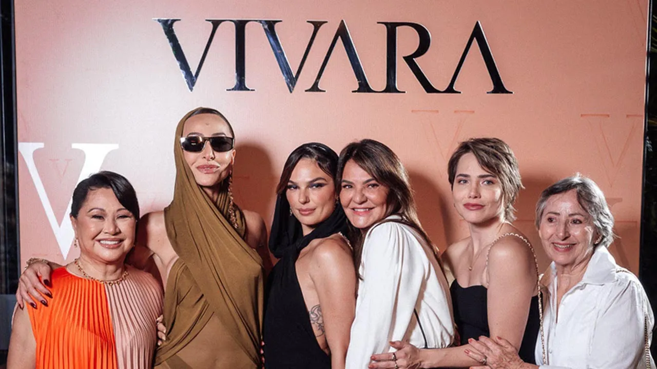 Isis Valverde, Sabrina Sato, Silva entre outros famosos marcam presença em lançamento de coleção da Vivara