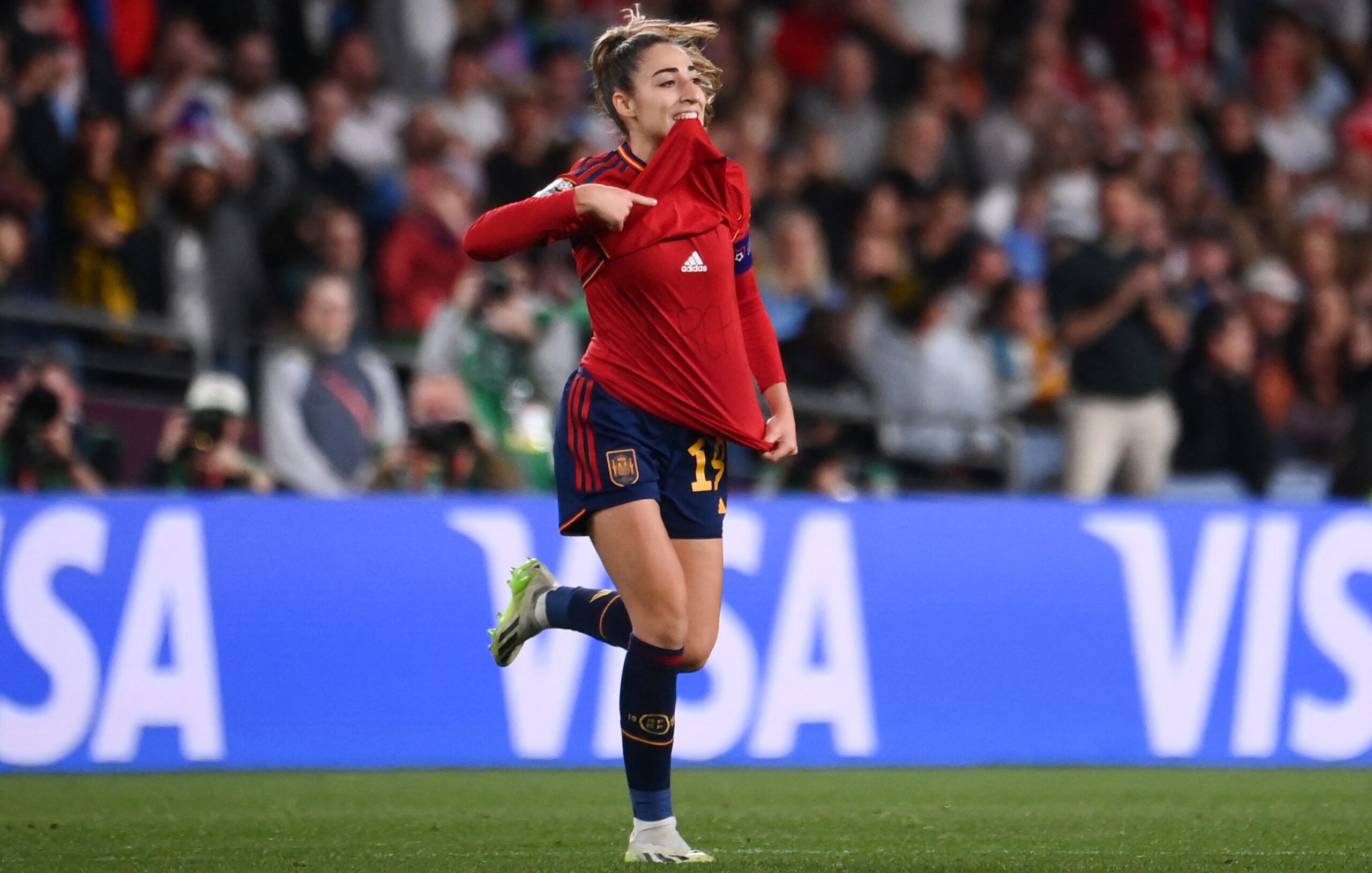 Espanha supera Inglaterra e vence Copa do Mundo de Futebol Feminino pela primeira vez na história