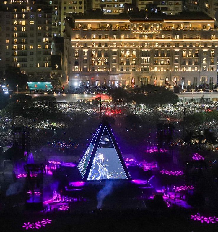 Com show do DJ Alok, Belmond Copacabana Palace celebra 100 anos reunindo uma multidão na orla carioca