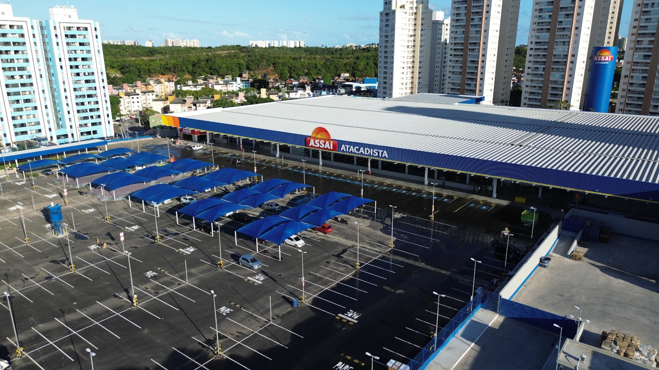 Salvador ganha maior supermercado atacadista da Bahia com obra executada pelo Grupo André Guimarães