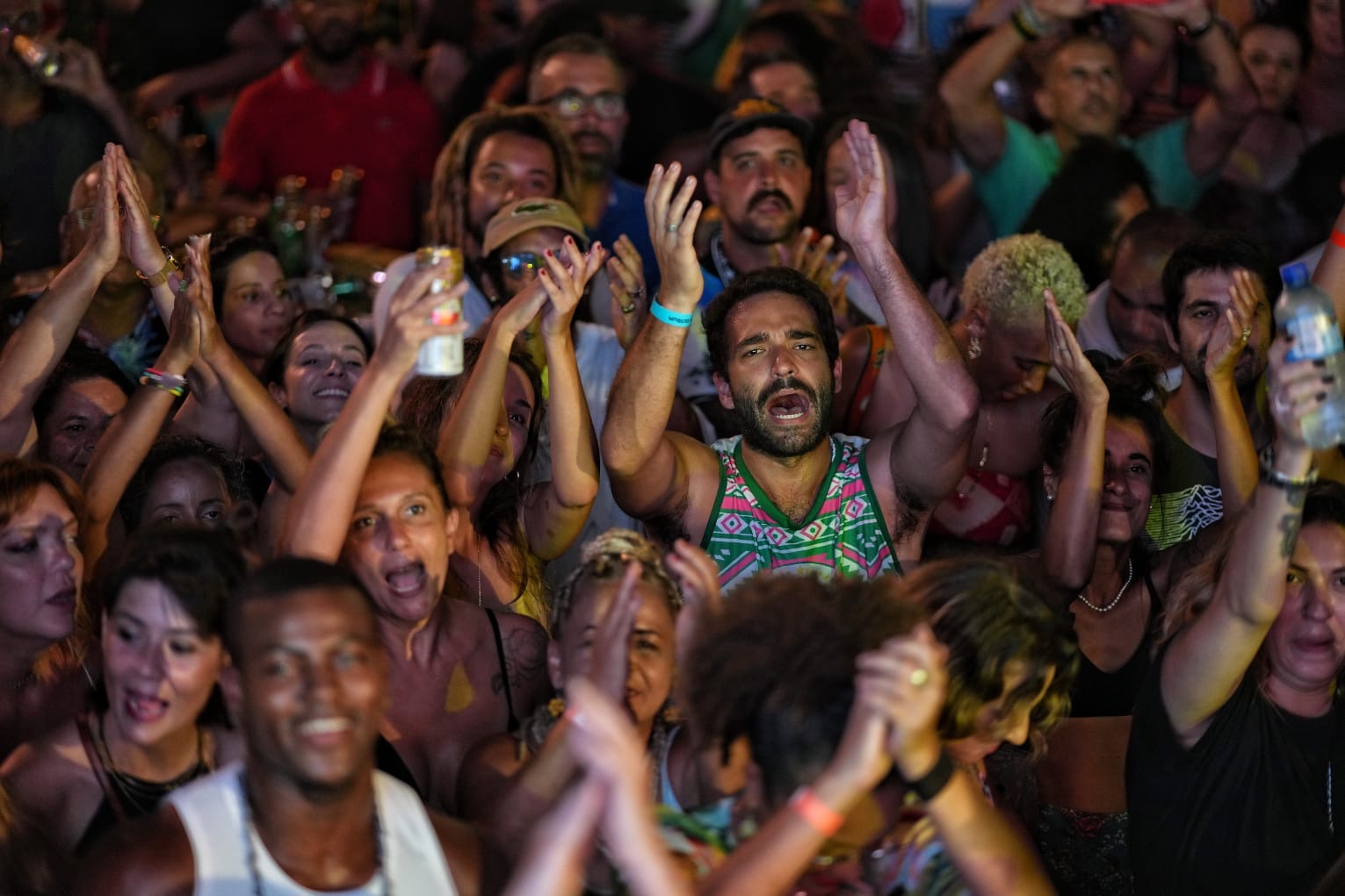 Ensaio do Olodum atraiu artistas ao Pelourinho nesta terça-feira (30)