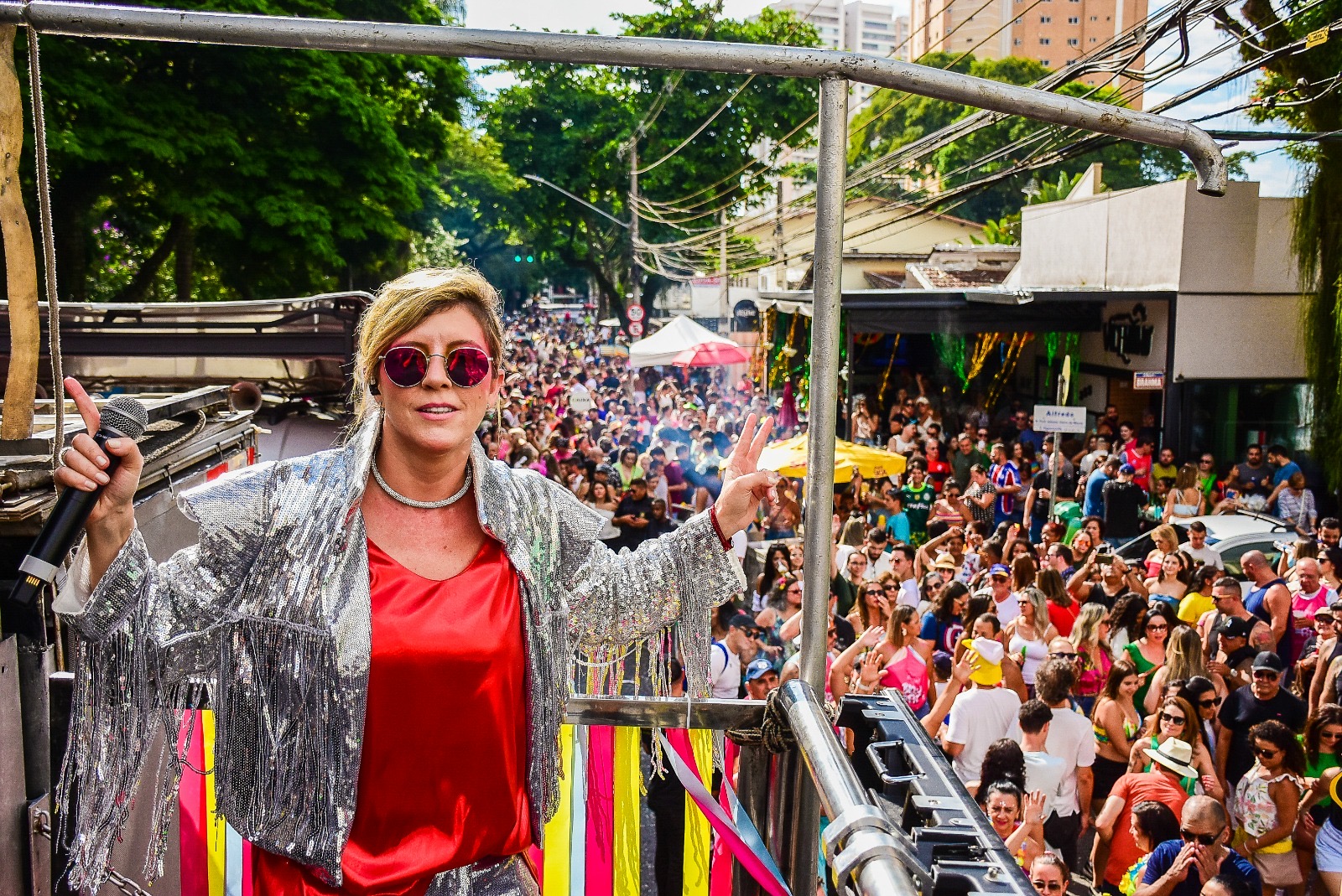 Cantora Priscilla Coutto estreia bloco sem cordas no Carnaval de Salvador