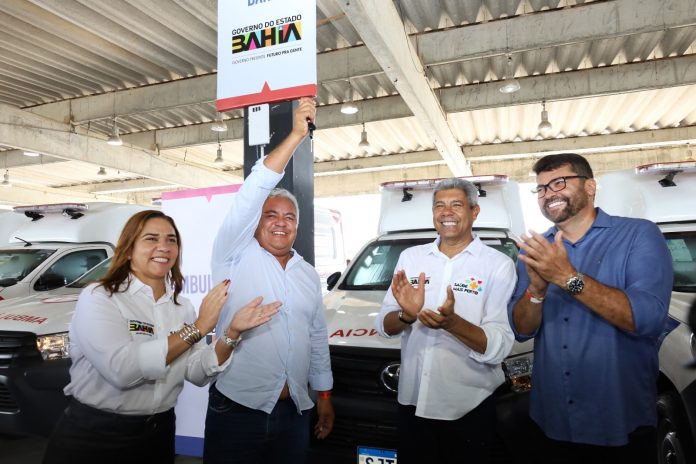 Governo baiano amplia frota de ambulâncias e equipamentos de saúde em mais de 180 municípios