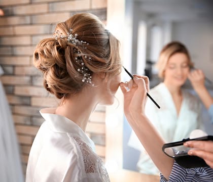 Mês das noivas: terapeuta capilar dá o passo a passo de beleza da noiva