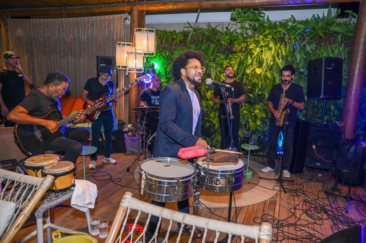 Tidelli lança Daybed CHIA com evento concorrido em Salvador