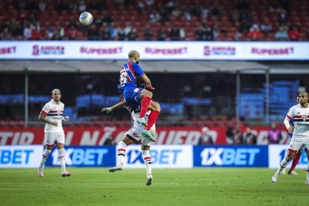 Jogando em casa, São Paulo vence o Bahia por 3x1 na 13ª rodada do Brasileirão