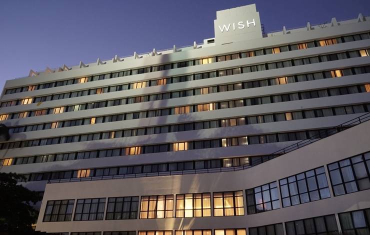 Wish Hotel da Bahia celebra 70 anos com baile memorável em Salvador