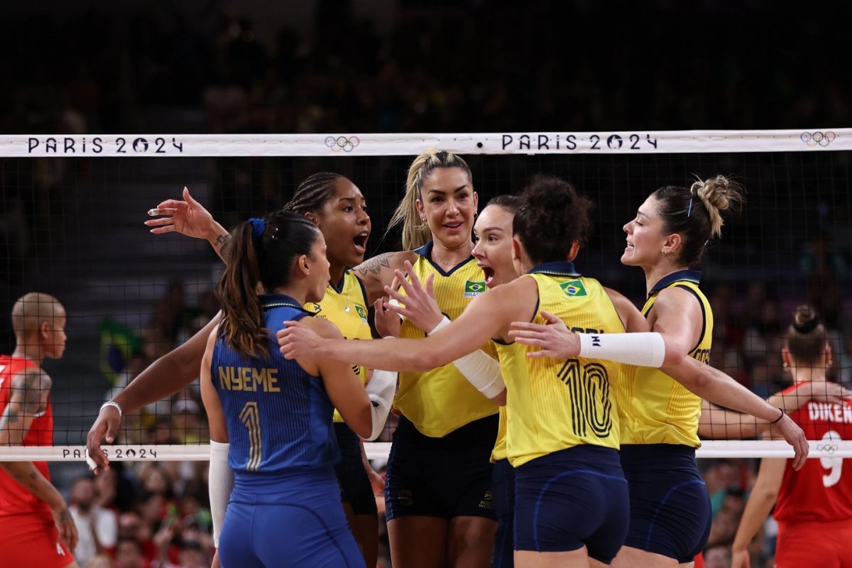 Seleção Brasileira Feminina de Vôlei conquista o bronze em Paris 2024 ao vencer a Turquia