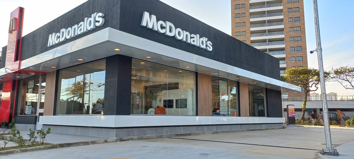 McDonald’s inaugura unidade na orla de Salvador com geração de novos empregos na cidade