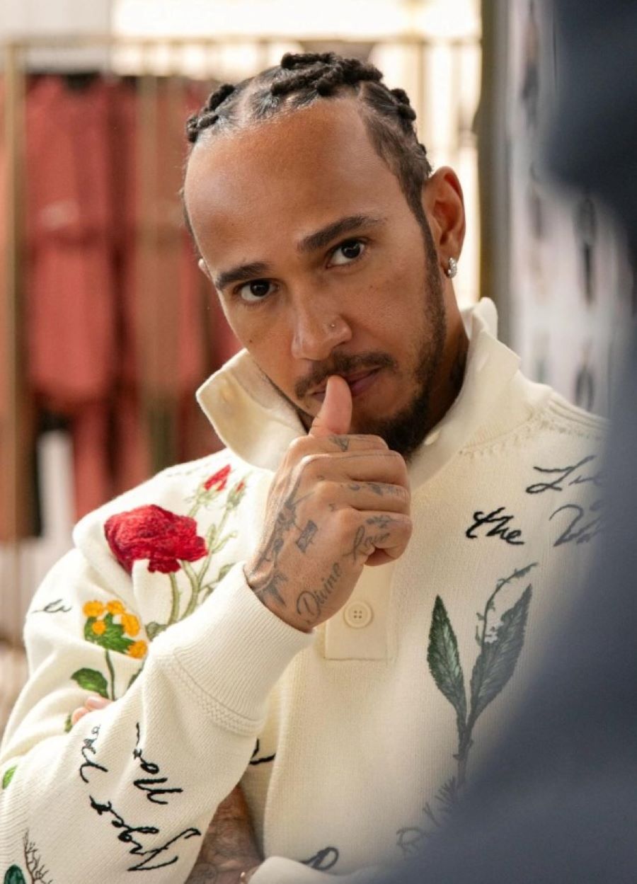 Dior lança coleção sustentável com Lewis Hamilton, e demanda por calçados ecológicos cresce no mercado