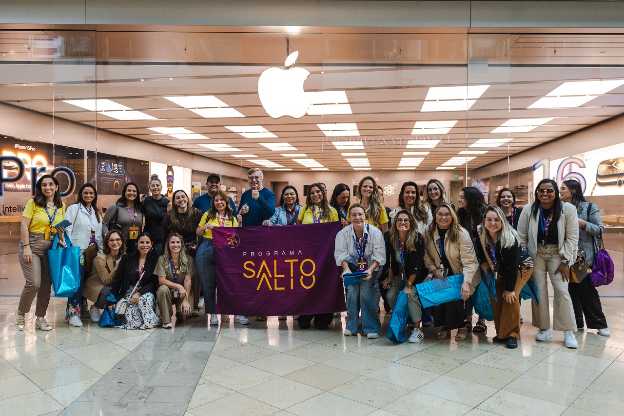 Explorando o potencial da liderança feminina com o programa Salto Alto