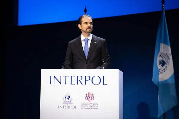 Delegado da PF é confirmado no comando da Interpol