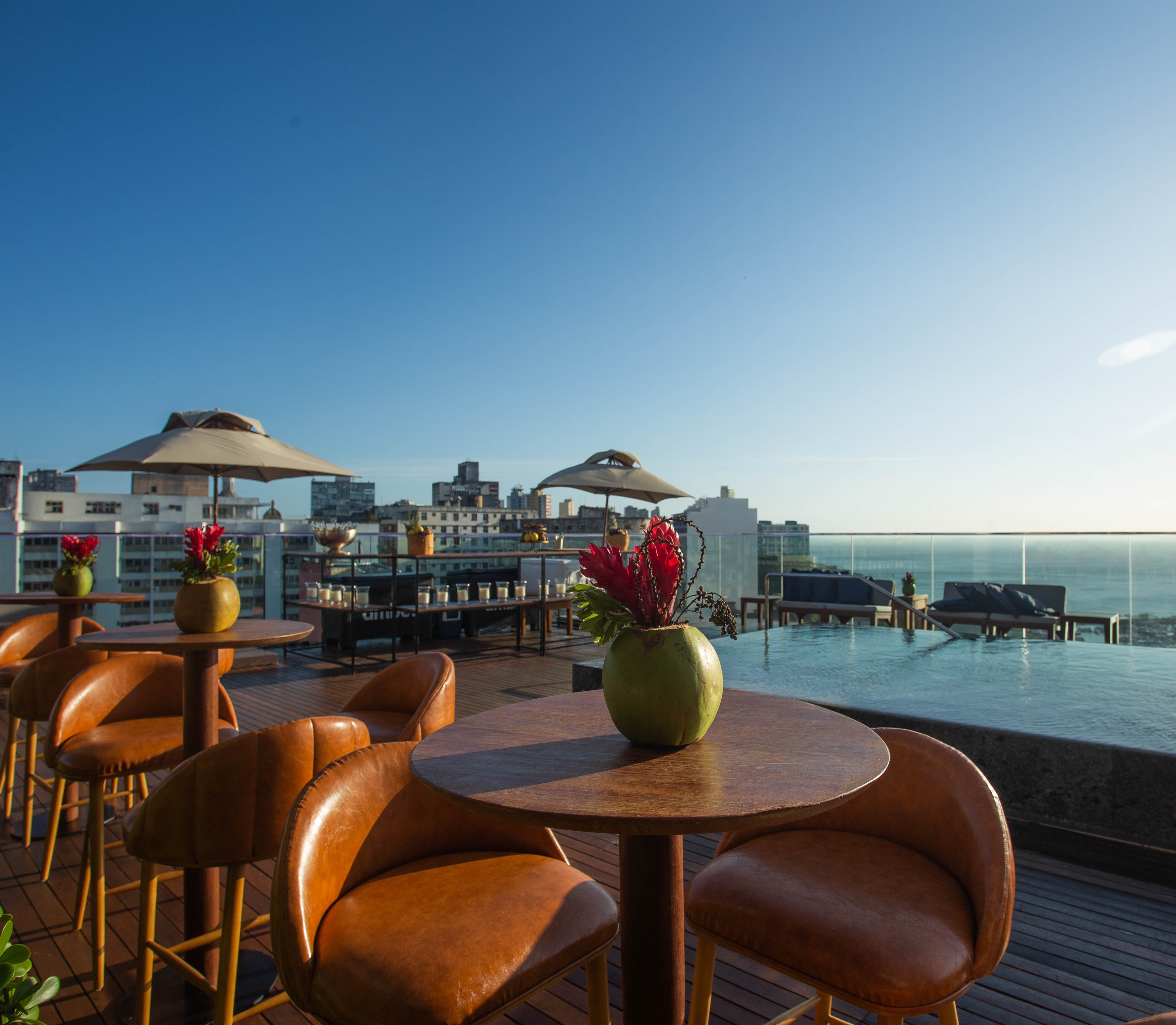 Fasano Salvador dá início à programação de verão com evento no rooftop