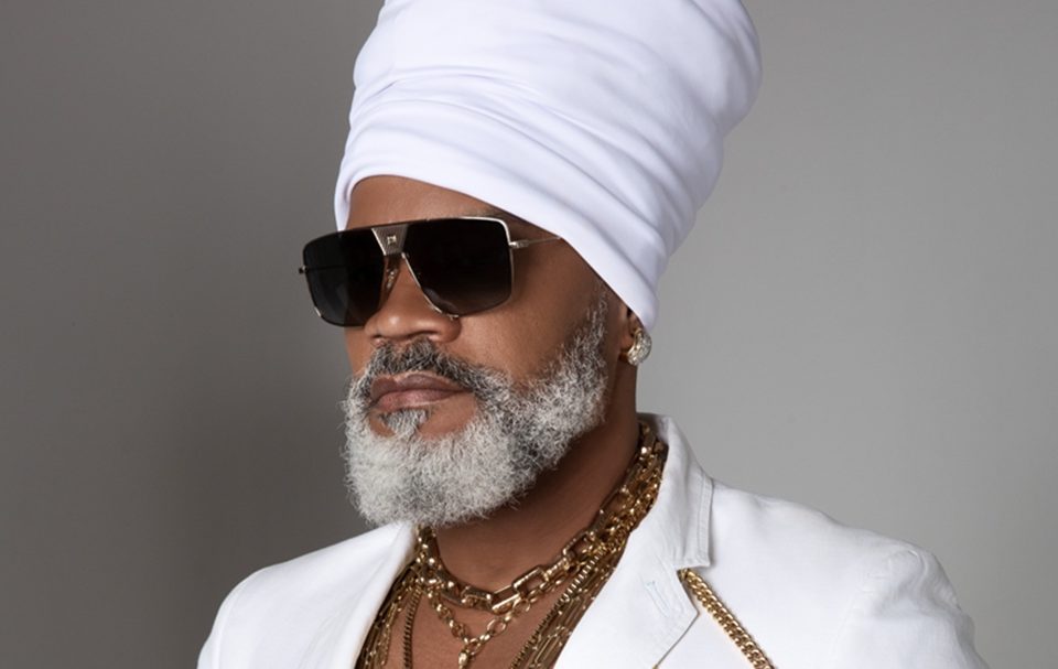 Candyall Guetho Square reabre com show de Carlinhos Brown neste domingo (24)