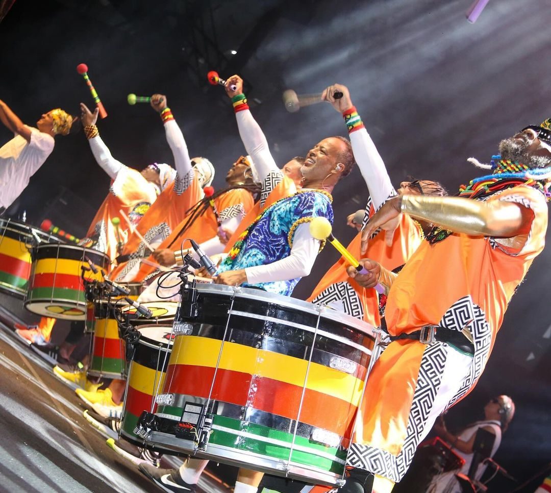 Olodum homenageia Zumbi dos Palmares no Dia da Consciência Negra