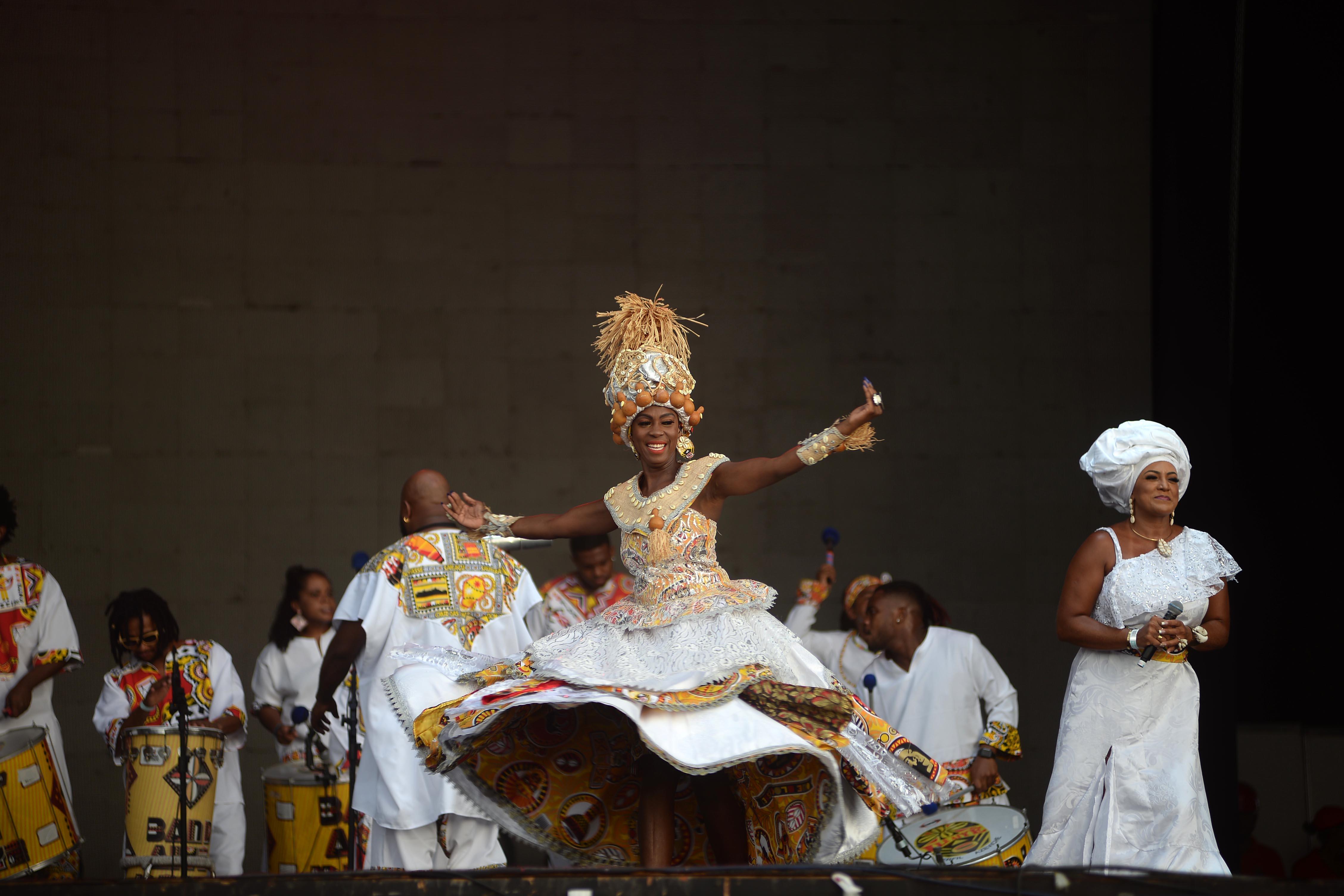 Fim de semana terá ensaio especial do Ilê Aiyê, samba de terreiro e afrocortejo no Pelô