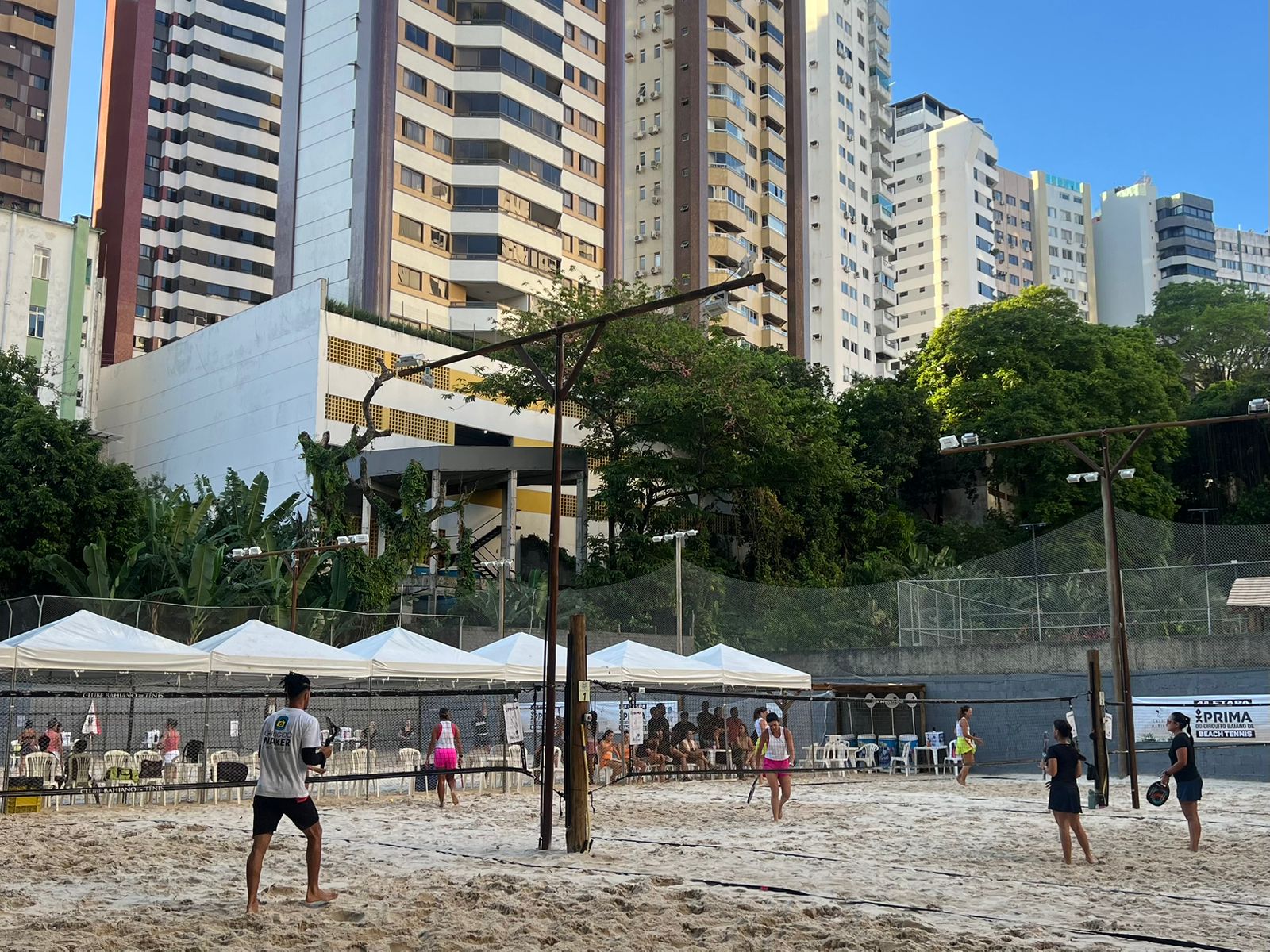 Elite do beach tennis se reúne em salvador para etapa do Circuito Baiano