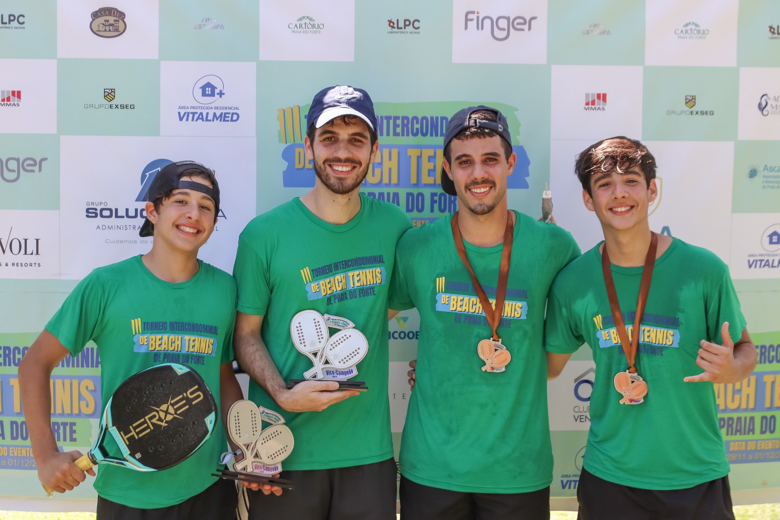 Torneio de Beach Tennis movimentou Praia do Forte com esporte, sustentabilidade e lazer