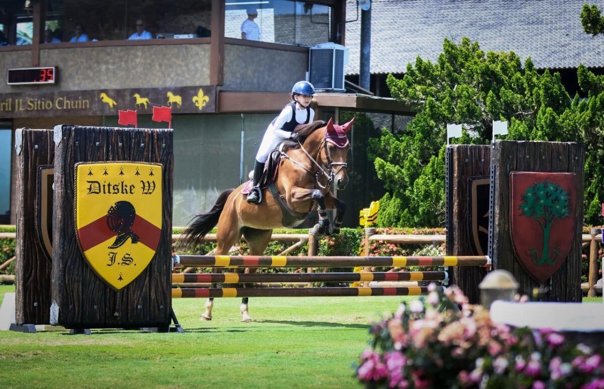 Beatriz Garcez conquista Circuito Norte/Nordeste de Hipismo aos 9 anos