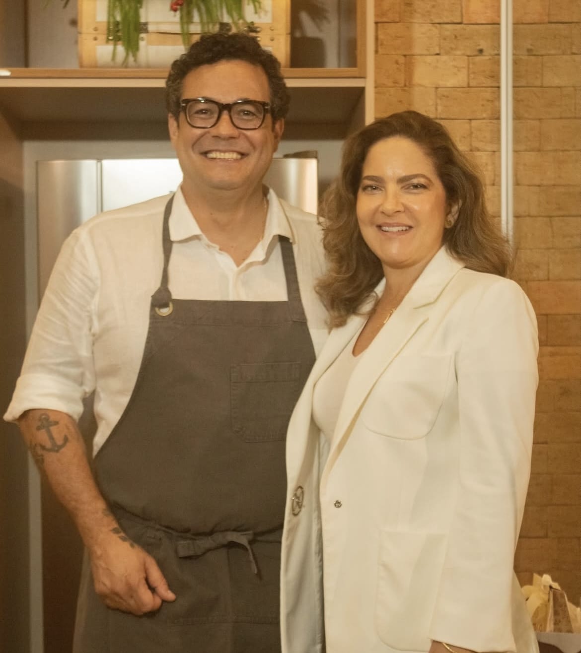 Silva Cozinha assina gastronomia de camarotes do Festival de Verão e também do happy hour na casa do diretor artístico do evento