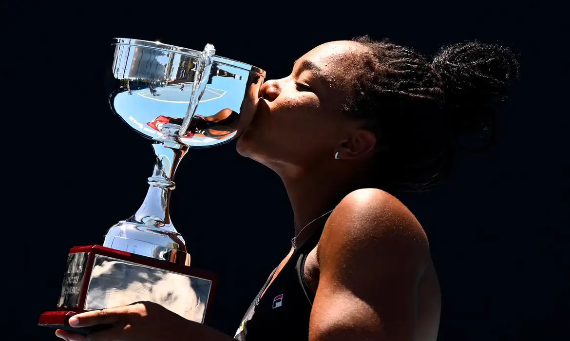 Vitória Miranda fatura o título de simples do Australian Open Junior