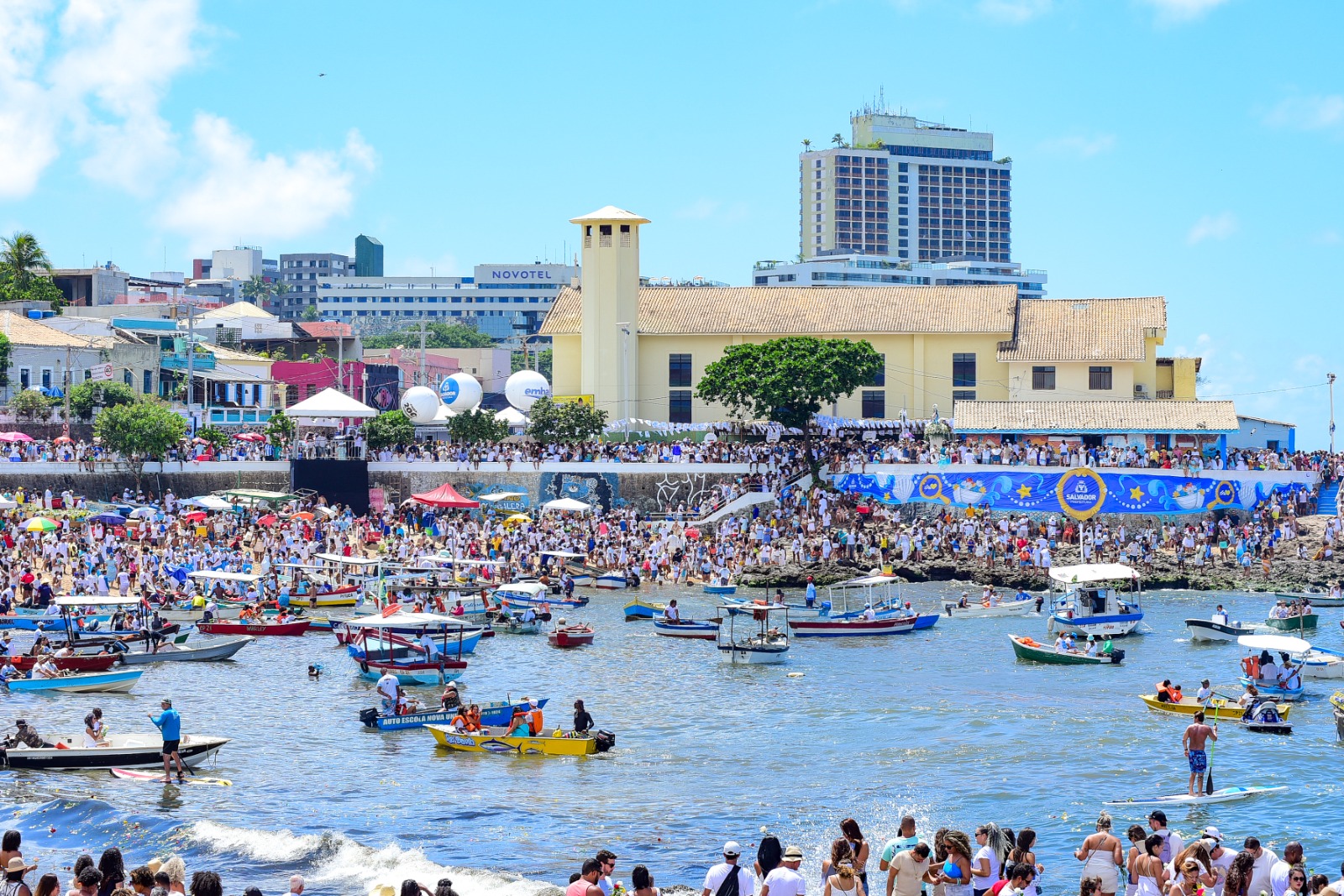 Salvador tem o dia mais quente do ano durante festa de Iemanjá, com 35,2°C