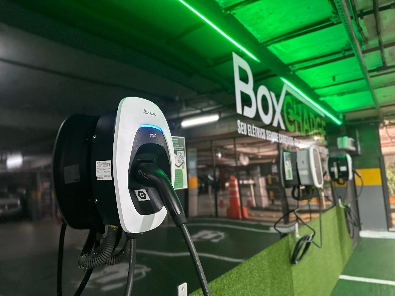 Shopping inaugura primeiro hub de carregadores para carros elétricos no Centro de Salvador